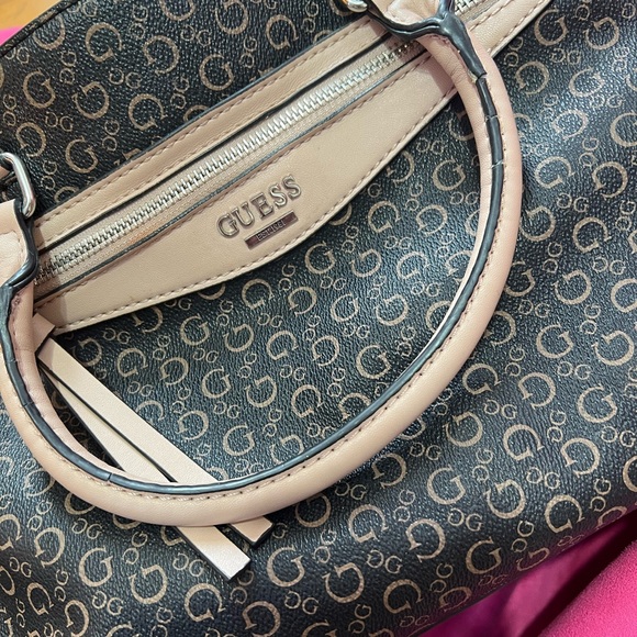 ORIGINAL G BY GUESS TRIFOLD WALLET  & MATCHING PURSE - Picture 2 of 6